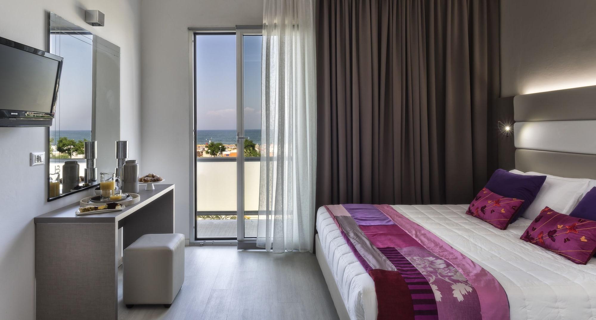 Hotel Boemia Riccione Kültér fotó