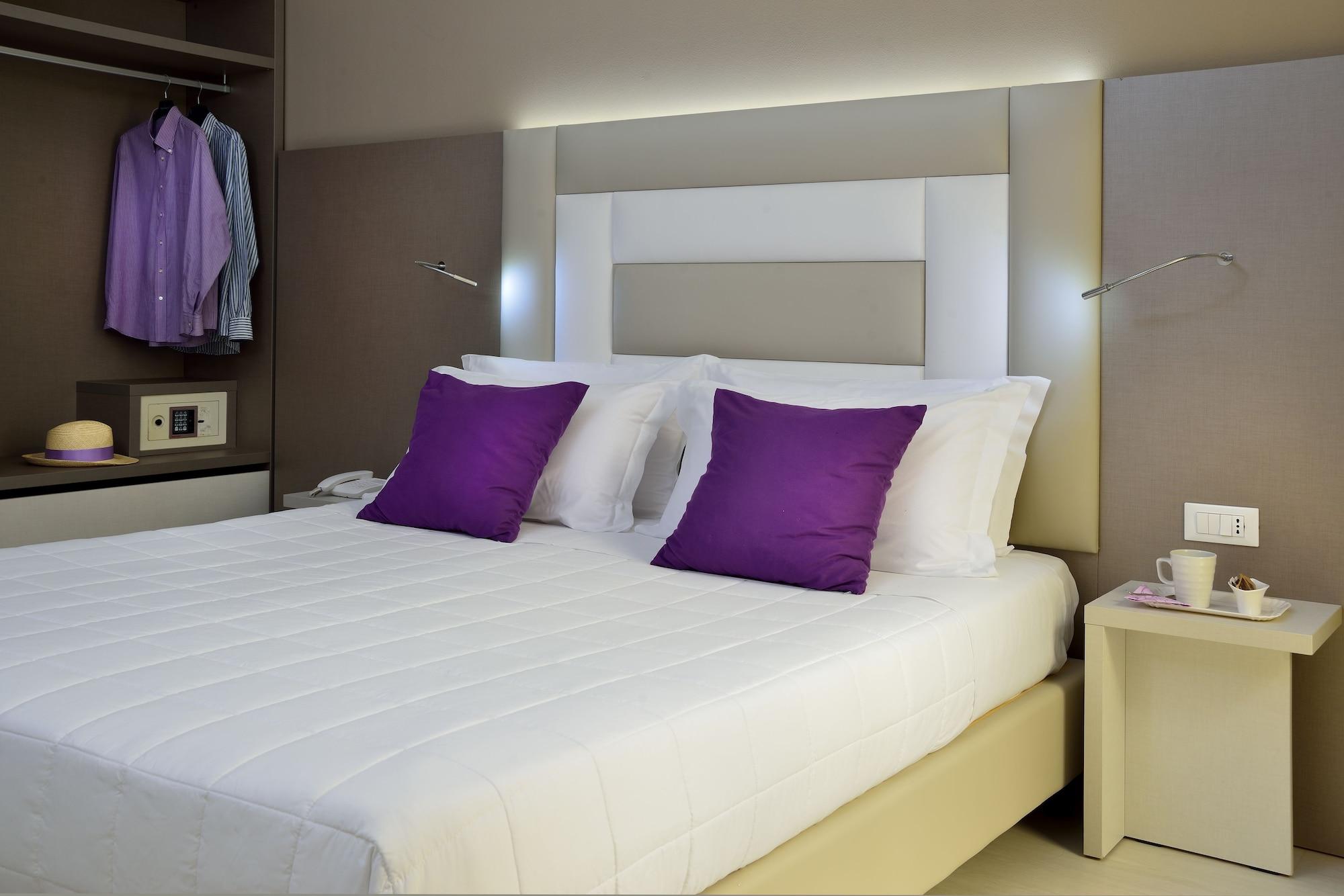Hotel Boemia Riccione Kültér fotó