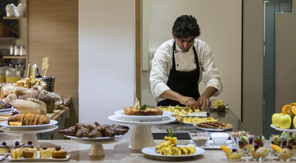 Hotel Boemia Riccione Kültér fotó