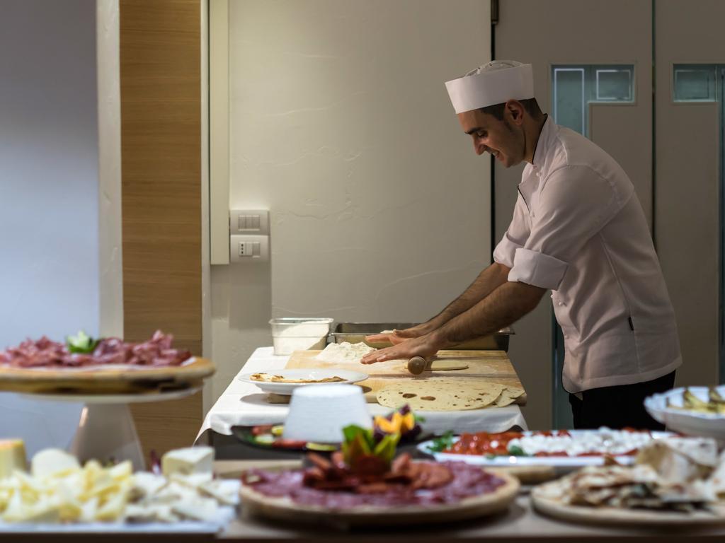 Hotel Boemia Riccione Kültér fotó